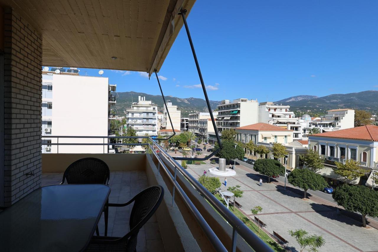 Spacious View Of Central Square Καλαμάτα Εξωτερικό φωτογραφία