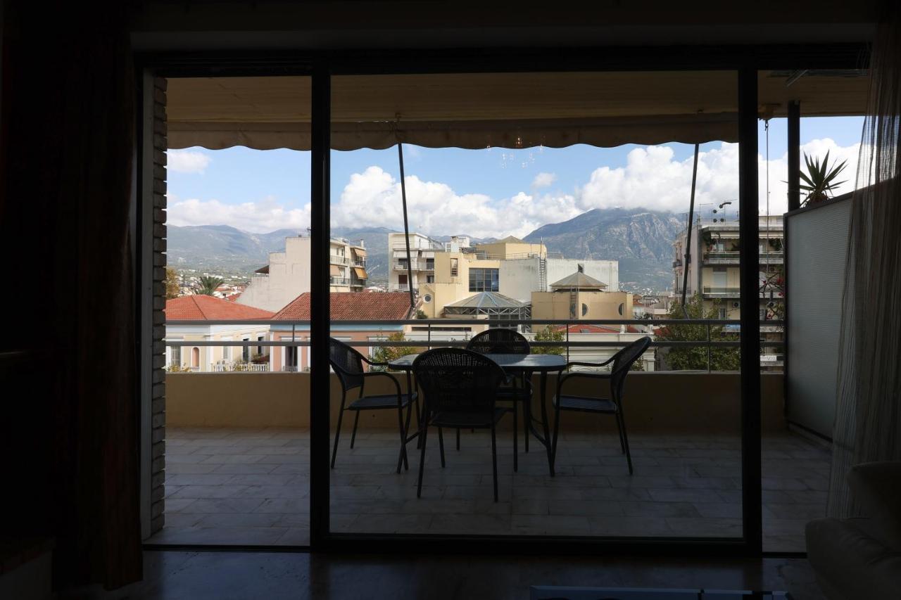 Spacious View Of Central Square Καλαμάτα Εξωτερικό φωτογραφία